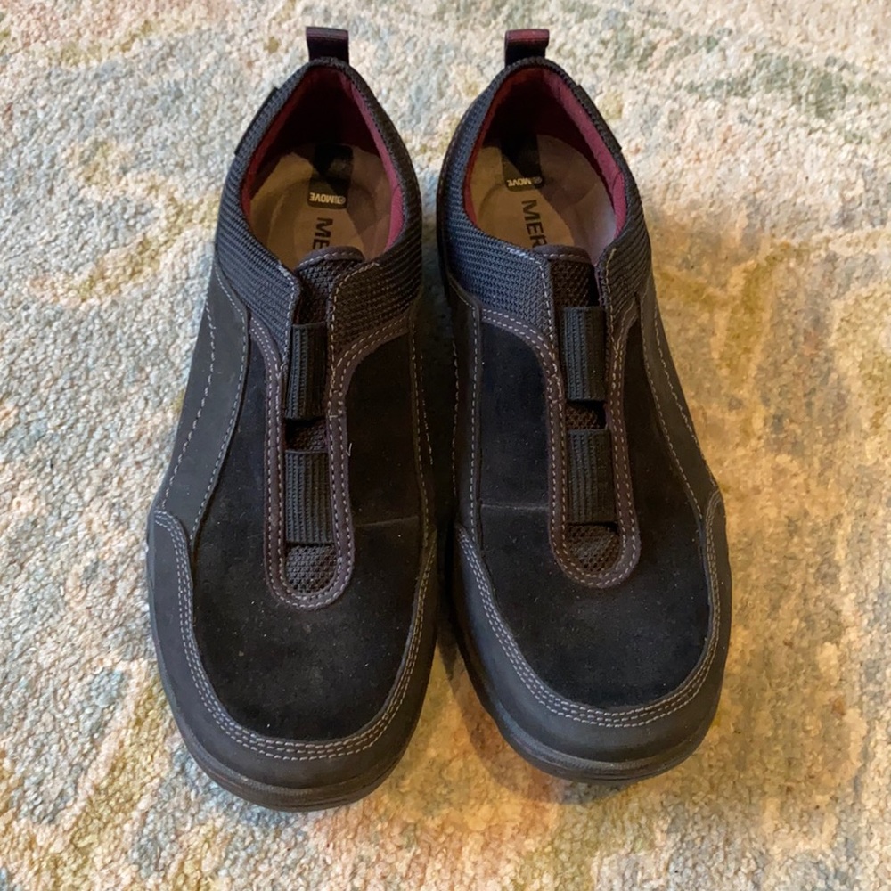 Merrels, 8.5